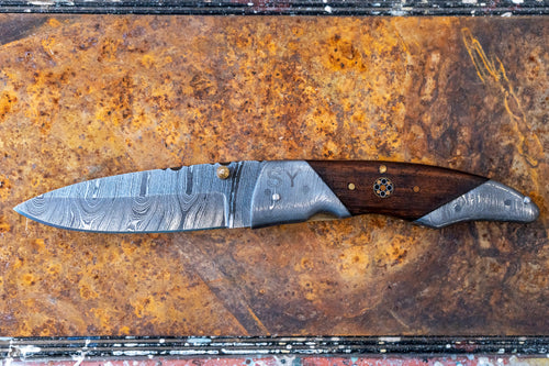 Folding Knife- Walnut and Damascus Steel with 