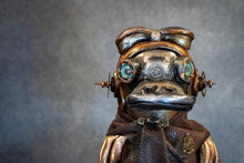 Load image into Gallery viewer, Captain Platt