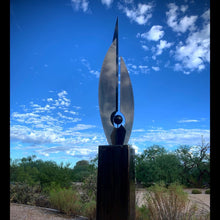 Load image into Gallery viewer, Couture Nautilus