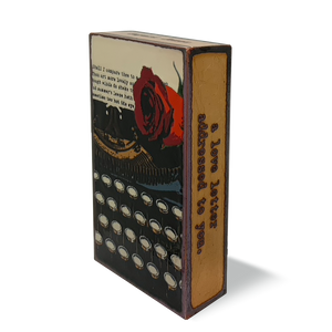 Side view of Houston Llew Spiritile #255 ‘Wholehearted’ – Handcrafted enamel artwork with wrapped glass edges and an inspirational quote about love and devotion.